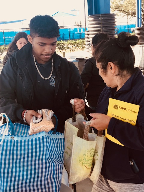 Kipp Texas Houston Students Distribute Empathy And Social