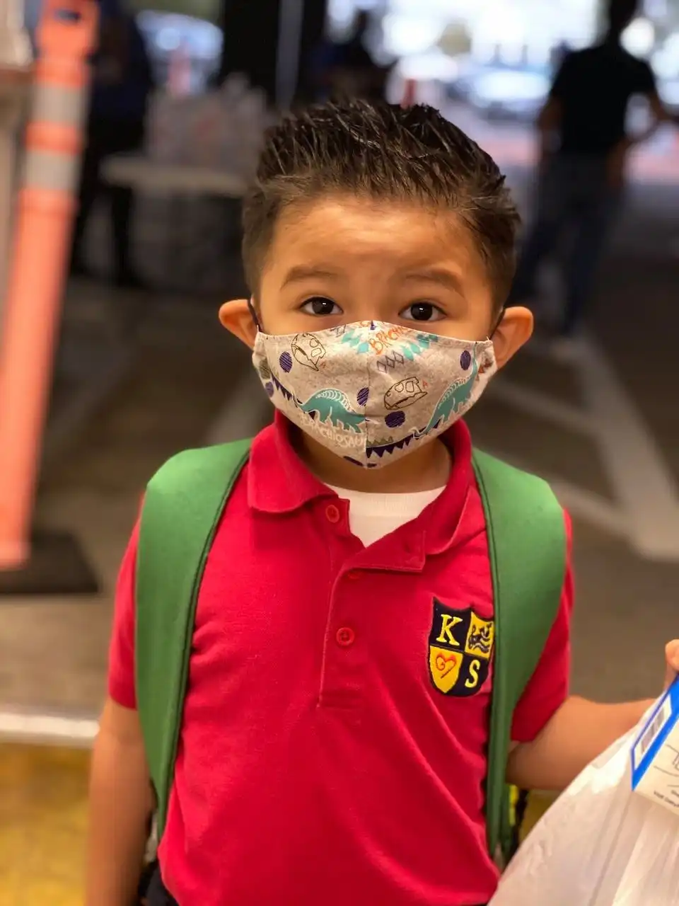 Student wearing facemask