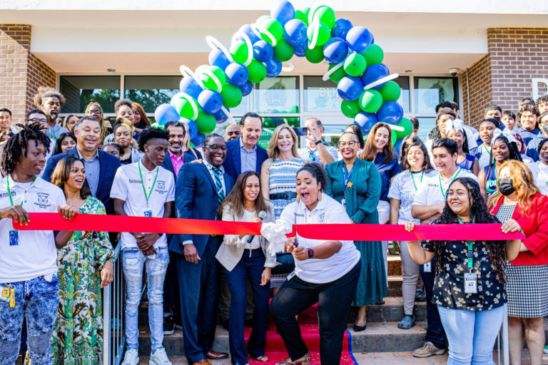 KIPP Oak Cliff Academy opens new school on Paul Quinn College campus