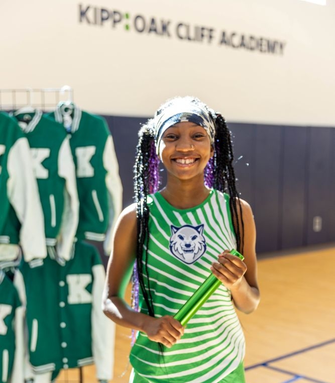 KIPP Texas Secundaria Estudiante Con Batuta