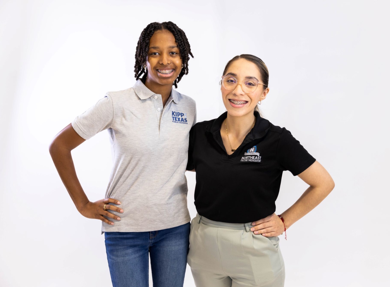 Two KIPP Texas High School Students